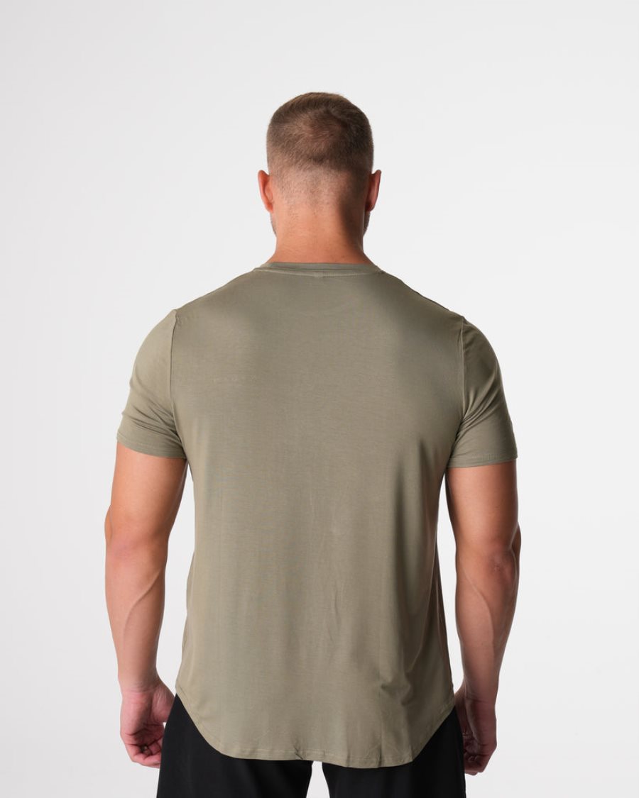 Camiseta NVGTN Tech Fitted Hombre Verde España | YoRfXlyT