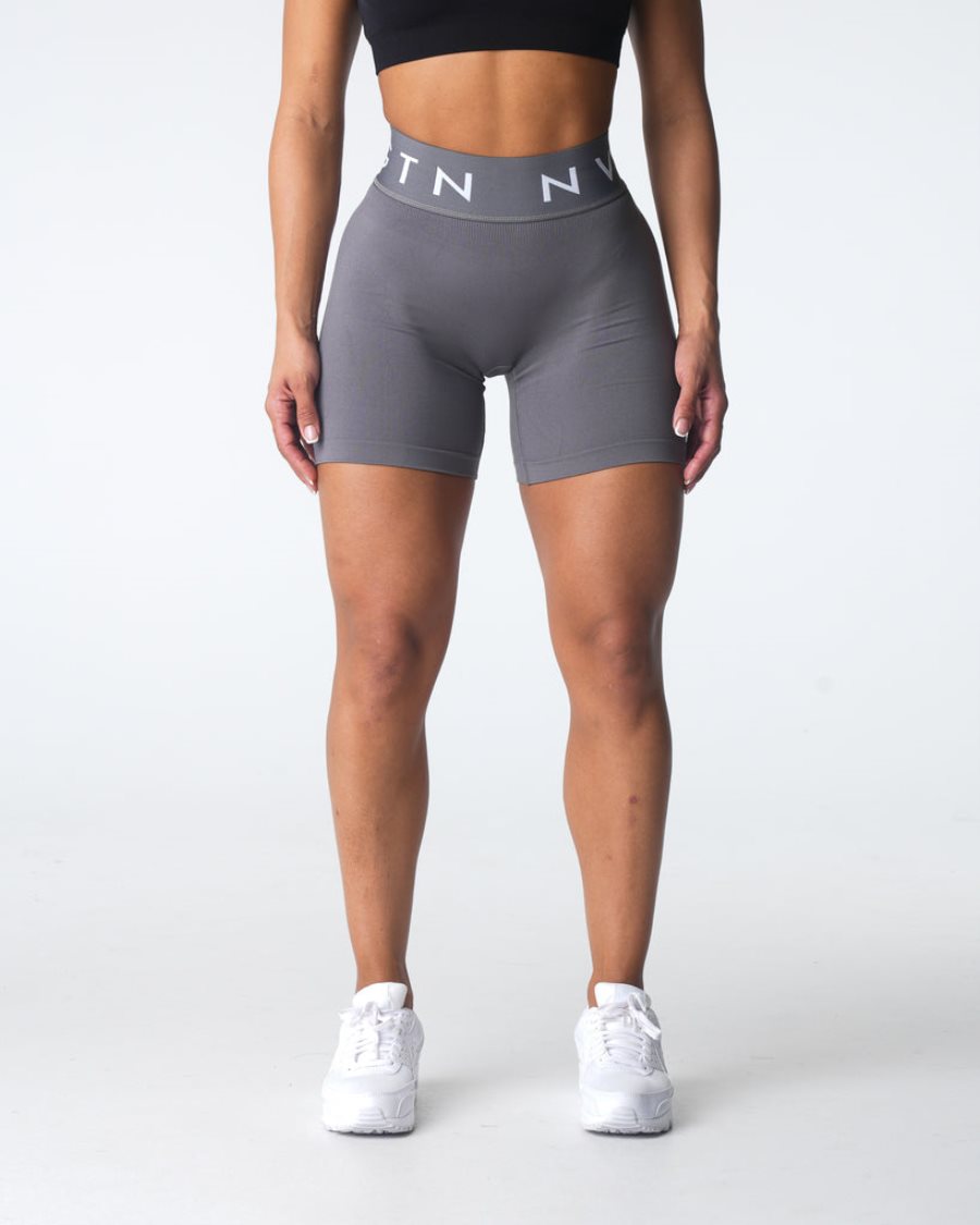 Pantalones Cortos NVGTN Deporte Seamless Mujer Gris Oscuro España | IJDb0M7Y